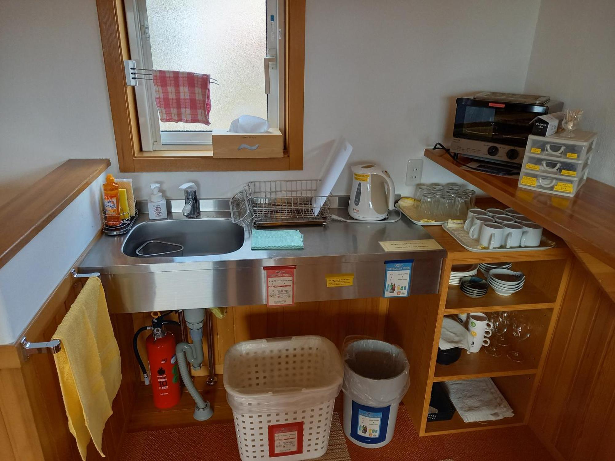Orange Cabin Inn Far From Station Fujikawaguchiko Bagian luar foto